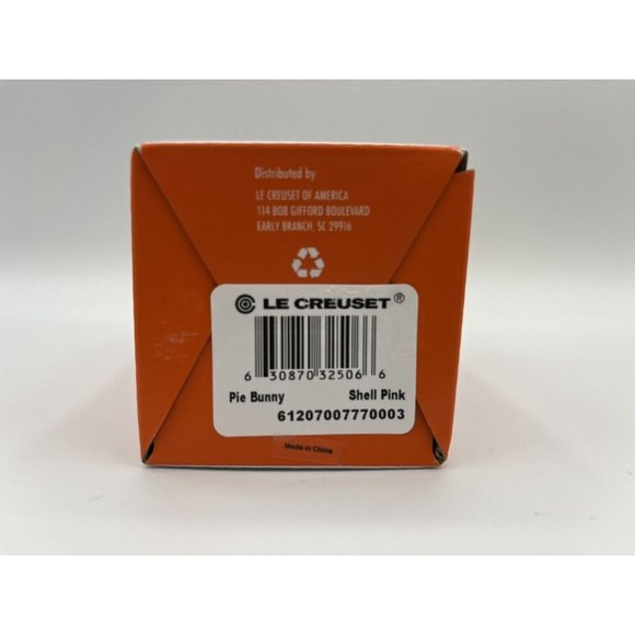 Le Creuset Baking Chef Pie Bunny Rabbit Funnel Light Shell PINK 3.75” NIB NEW - Picture 7 of 9